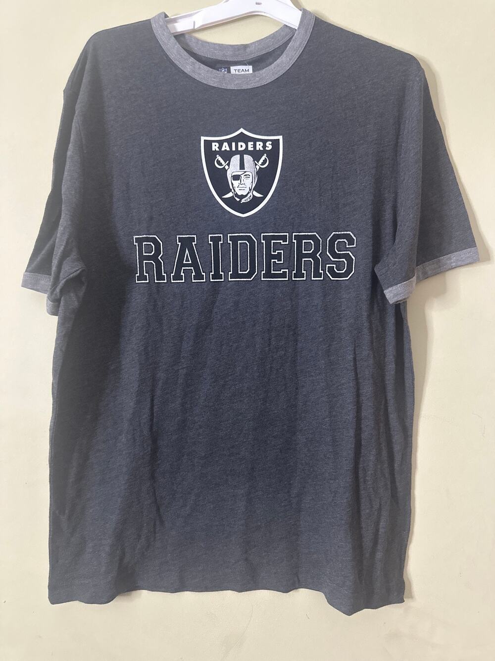 NFL Team Apparel Las Vegas Raiders ringer t-shirt L 6